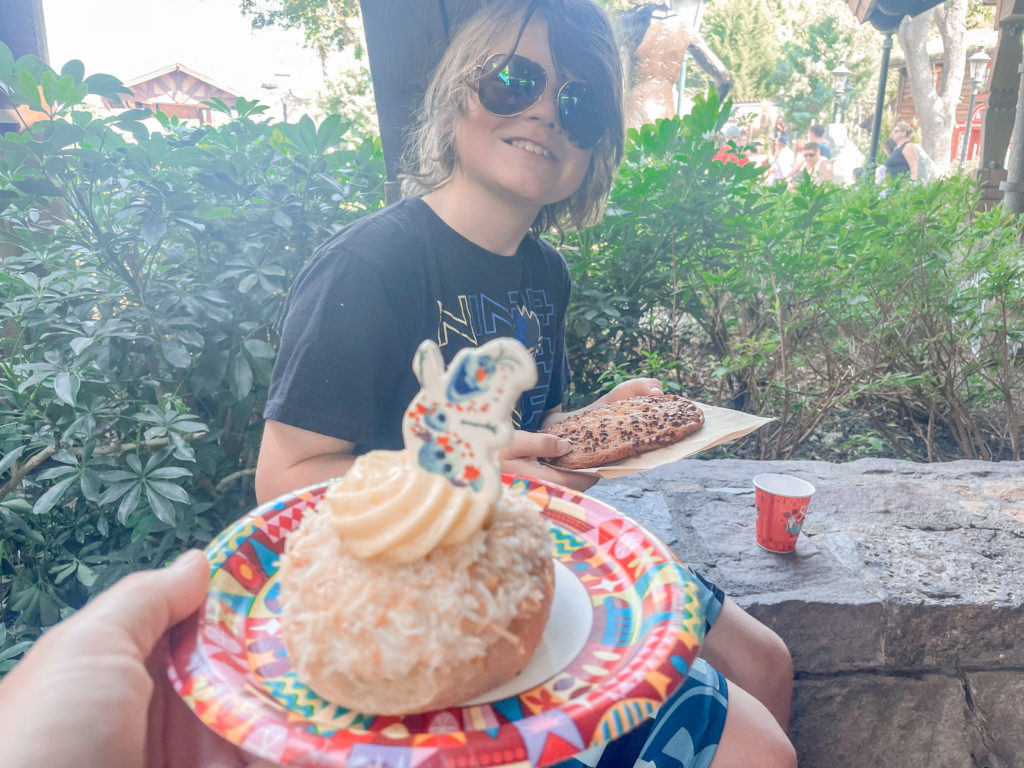 school bread Epcot